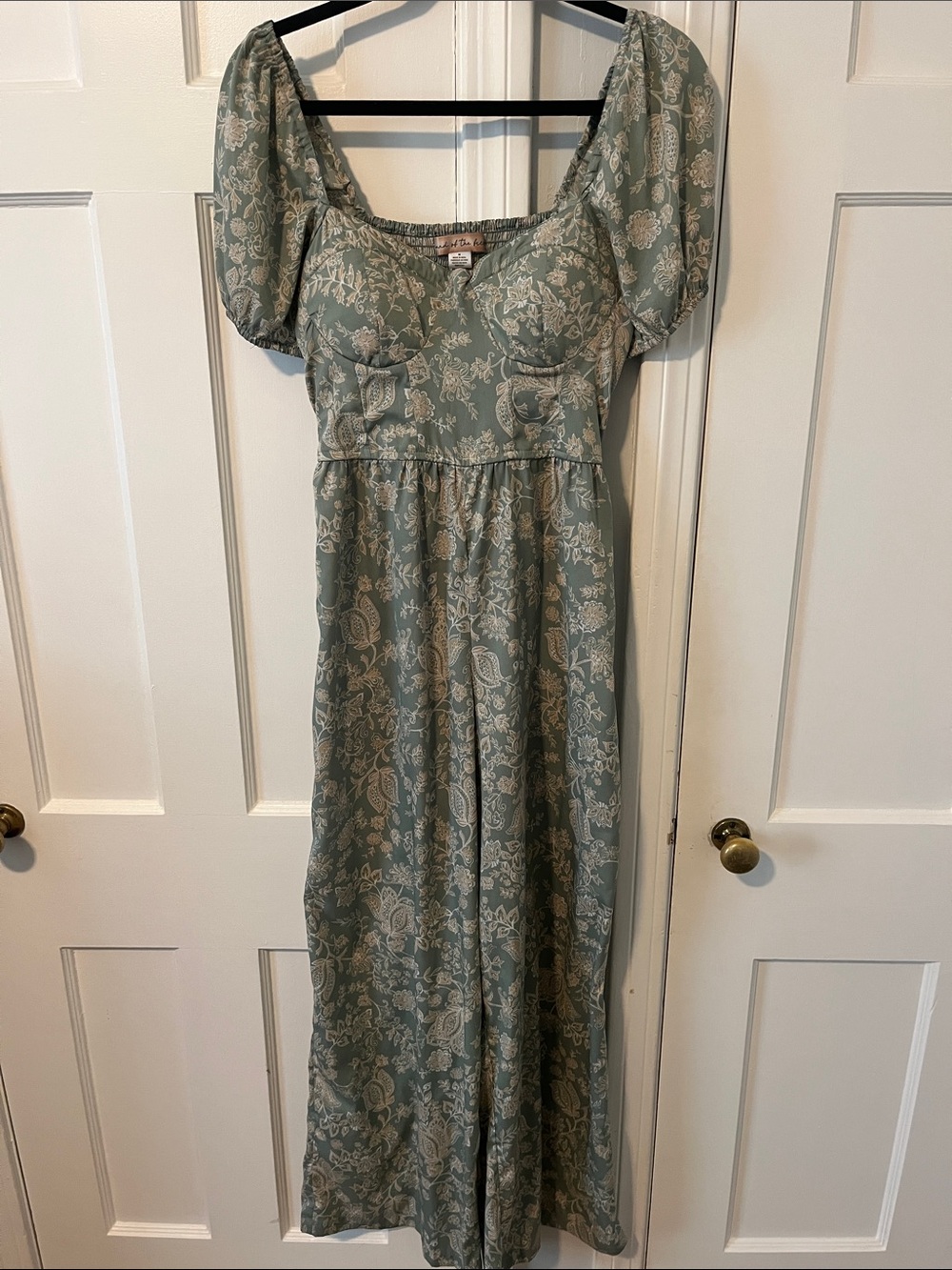 Floral Print Sage Puff-Sleeve Jumpsuit